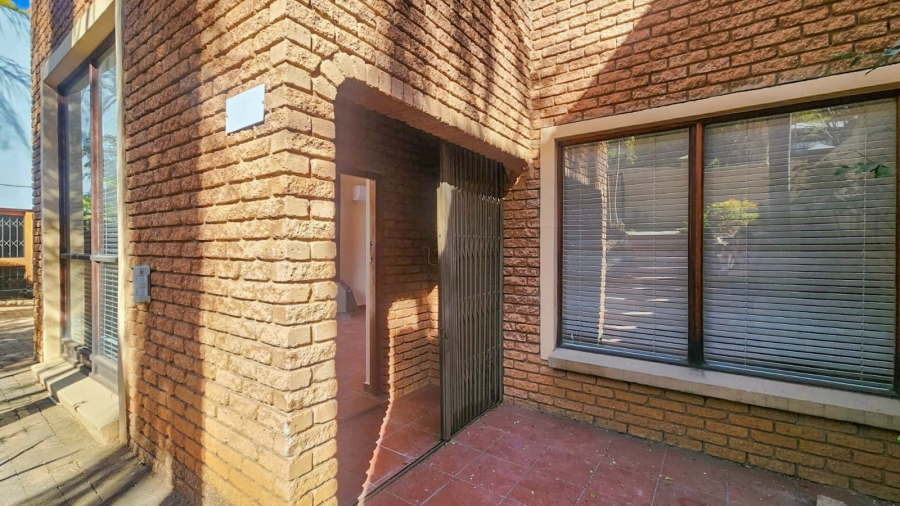 4 Bedroom Property for Sale in Schoemansville North West